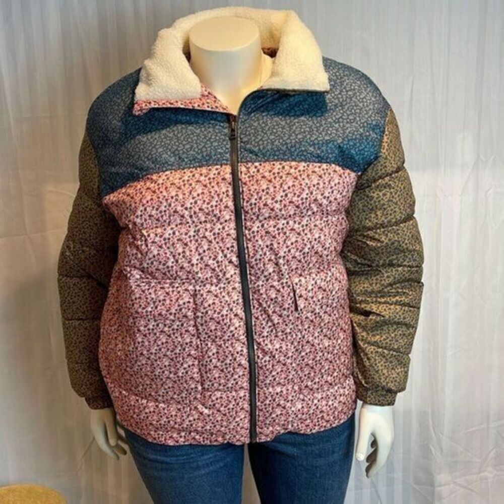 Universal Thread Women's Water resistant casual‎ Puffer Jacket Size XL